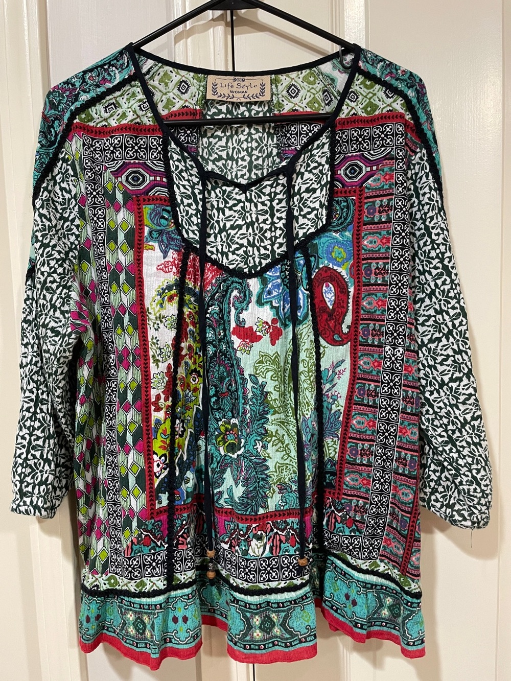 Life  Style  Boho Multicolor Printed Tunic Top with Tie Neck